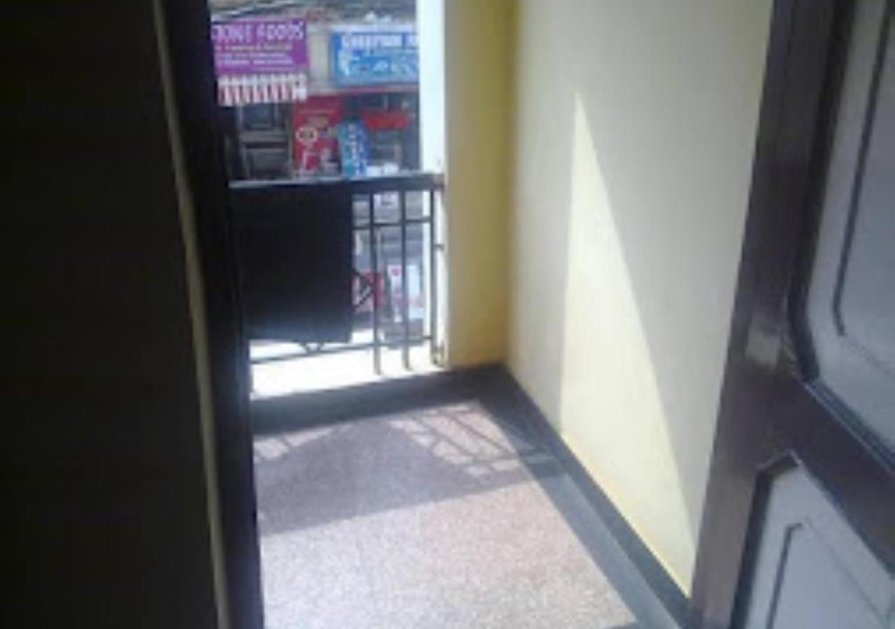 בובנשוואר Hotel Venus Inn Bhubaneshwar מראה חיצוני תמונה