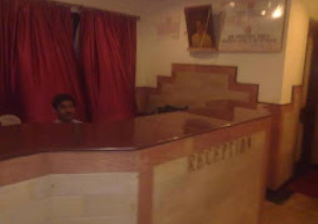 בובנשוואר Hotel Venus Inn Bhubaneshwar מראה חיצוני תמונה